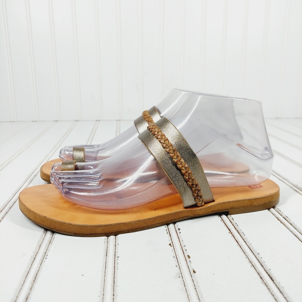 Stylish Women's Sandals with Metallic Accents